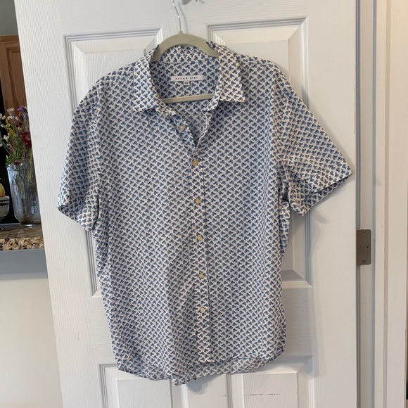 Park & Ronen short sleeve button down - Picture 1 of 3